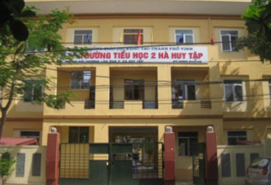 Nghệ An: Có sổ đỏ mới được vào lớp 1!