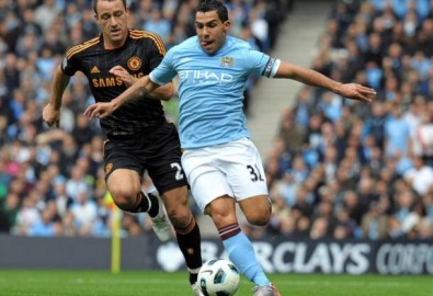 Tevez tỏa sáng, Chelsea nếm mùi thất bại