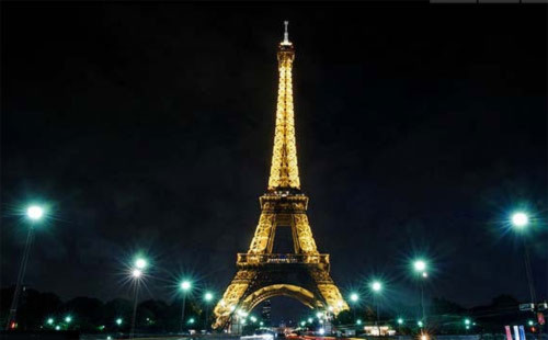Tháp Eiffel (Paris, Pháp) Tháp Eiffel (Paris, Pháp)