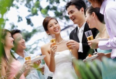 Bi hài chuyện “hoãn cuới” vì đại lễ