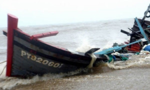 Lũ lụt miền Trung: Nhiều ngư dân gặp nạn
