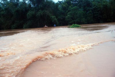 Những hình ảnh về lũ giữ Hương Sơn, Tin tức trong ngày, Mua lu, lut, Mien Trung, Ha Tinh, dai hong thuy