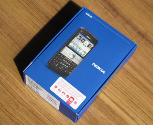 Nokia E5 chính hãng giá 4,9 triệu đồng