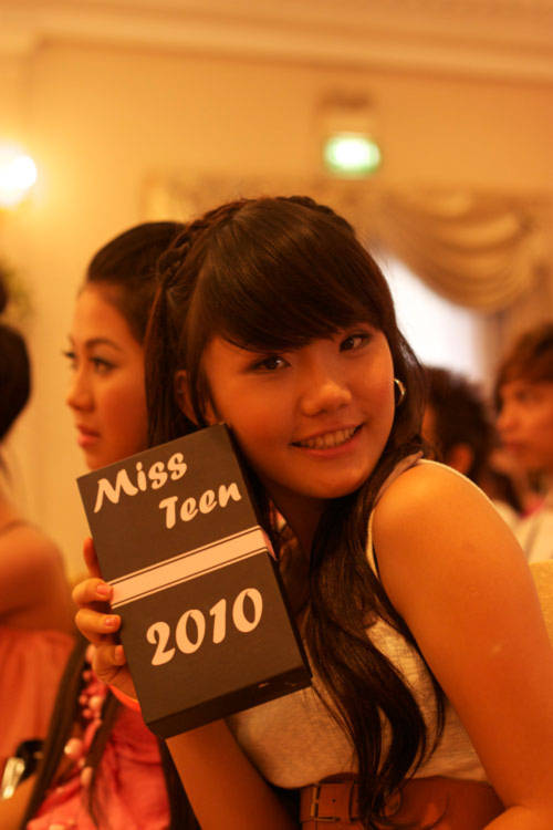 Thí sinh Miss Teen đua tài vào top 20