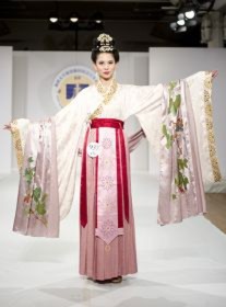 2010-10-17-hanfu-competition-05--ss.jpg