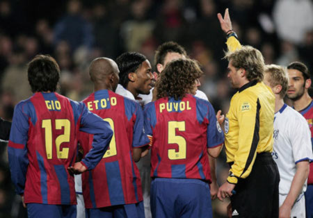 Chiêu nào độc nhất của Mourinho qua các thời kỳ? - Tin180.com (Ảnh 1)