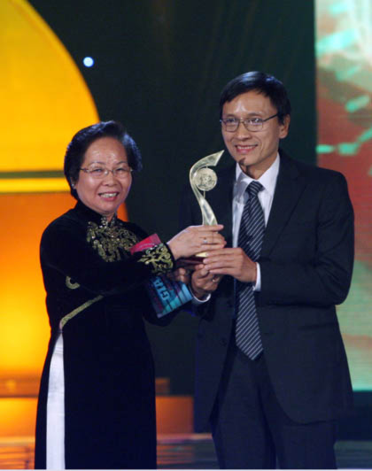 “Giải thưởng của đất mẹ Việt cho các nhà khoa học Việt Nam”