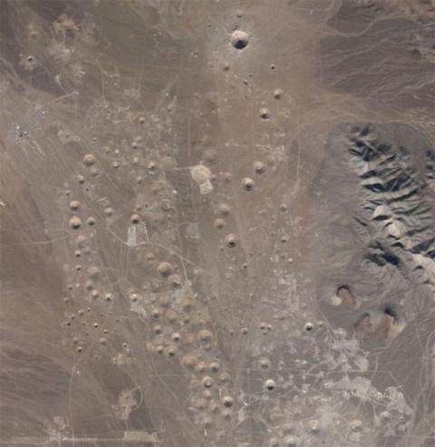 Khu vực thử nghiệm hạt nhân nhìn từ Google Maps
