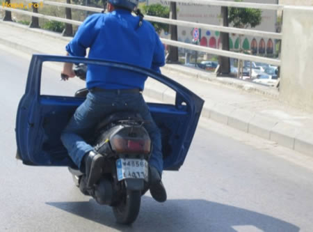 Người và xe máy - những khoảnh khắc hài hước