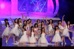 Nguyễn Lâm Diễm Trang đăng quang Miss Teen 2010