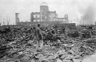 Nhật Bản bị ném bom nguyên tử vì vài từ bị dịch sai?