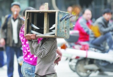 Độc chiêu xin ăn gây sốc tại Trung Quốc