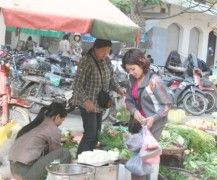 Thị trường lương thực, thực phẩm Hà Nội tăng giá