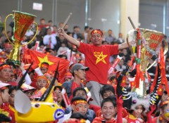Cổ động viên Việt Nam ào ạt sang Malaysia