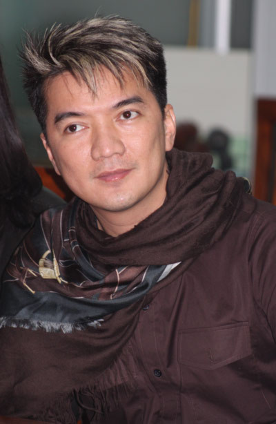 Ca sĩ Đàm Vĩnh Hưng