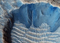 Nước có thể tồn tại ngay dưới bề mặt sao Hỏa