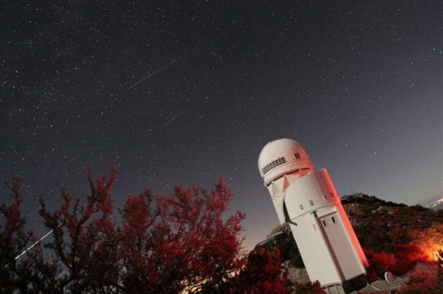 Rực rỡ mưa sao băng Geminids