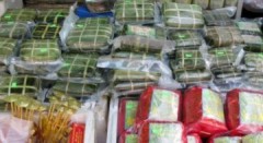 Bánh chưng đắt hàng dù giá tăng cao