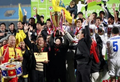 Hà Nội T&T giành Siêu Cup sau trận chung kết nghẹt thở