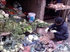 “Hoảng” vì giá cả thị trường Tết Nguyên đán