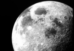 Lõi mặt trăng rất giống Trái đất