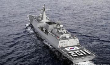 Tàu chiến Hàn Quốc truy lùng hải tặc