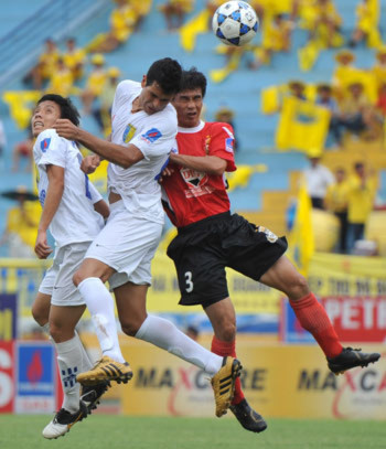 V-League 2011 khai mạc ngày 22/11. Ảnh: Hoàng Hà.