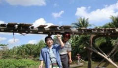 Vợ chồng người Nhật xây cầu tặng Việt Nam