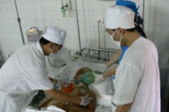 Hồi sức cấp cứu ở bệnh viện E