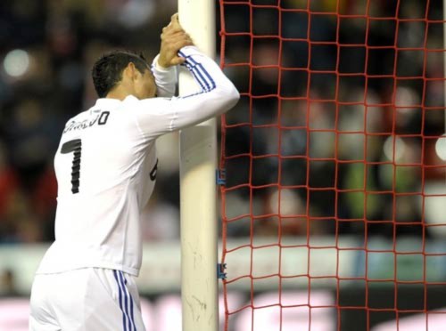 Ronaldo – Messi: Ai mới là sao sáng tại La Liga?