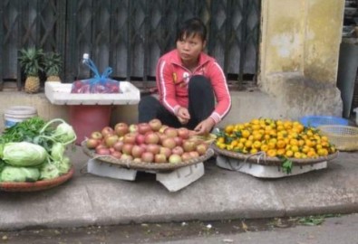 Sau Tết, hàng quán vẫn đua nhau "chặt chém"