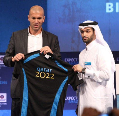 Zidane là một trong những nhân vật có ảnh hưởng trong giới bóng đá ủng hộ mạnh mẽ nhất cho Qatar đăng cai World Cup.