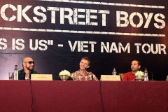 Backstreet Boys ấn tượng vì quá nhiều xe máy