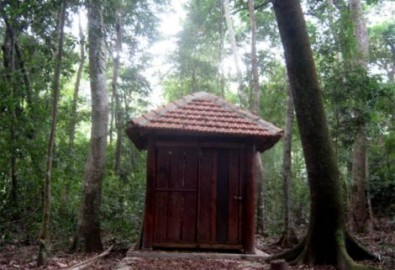 Ly kỳ miếu thiêng ở "bản một họ"