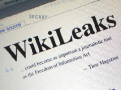 Nghi can chuyển tài liệu mật cho WikiLeaks đối mặt án tử