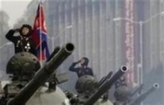 Tình báo Hàn Quốc: Triều Tiên triển khai nhiều xe tăng ở thủ đô