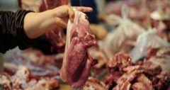 Trung Quốc dính bê bối thịt lợn độc