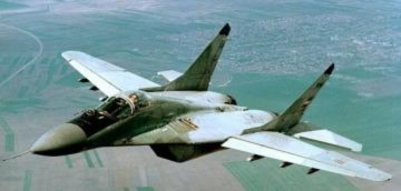 Tỷ phú Mỹ mua máy bay chiến đấu Nga làm đồ chơi