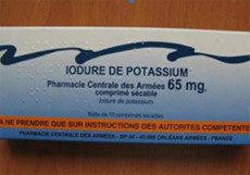 Một loại thuốc i-ốt kali ở Pháp, dùng cho người dân trong vùng dễ bị nhiễm xạ.