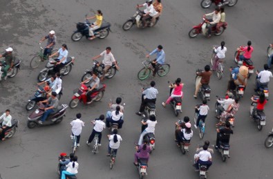 'Hỉ nộ ái ố' với xe gắn máy ở Việt Nam