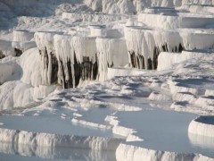 Khám phá vẻ đẹp những "tầng mây" Pamukkale