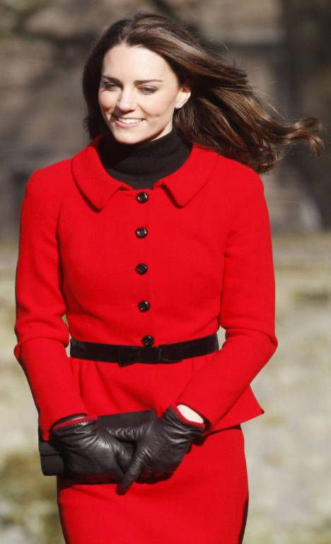 Hôn thê của Hoàng tử William - Kate Middleton đã vượt qua mẹ chồng là công nương Diana để đứng vị trí thứ 3 trong danh sách.