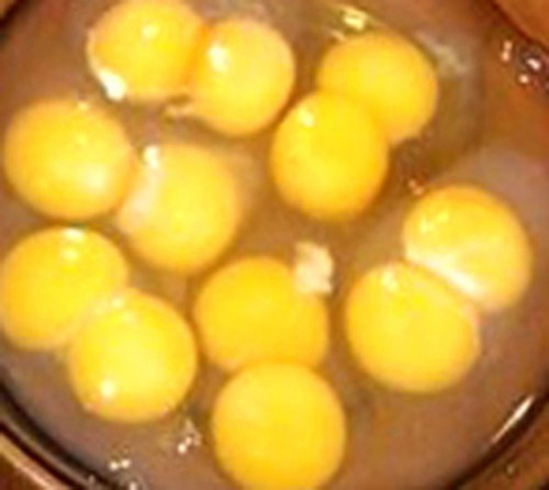 Những quả trứng 