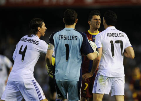 Ronaldo ghi bàn, Barca thành bại tướng Siêu kinh điển
