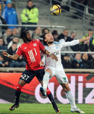 Những thế lực cũ như Marseille đã không thể cản đường Lille tới vinh quang mà họ chờ đợi bao năm. Ảnh: AFP.