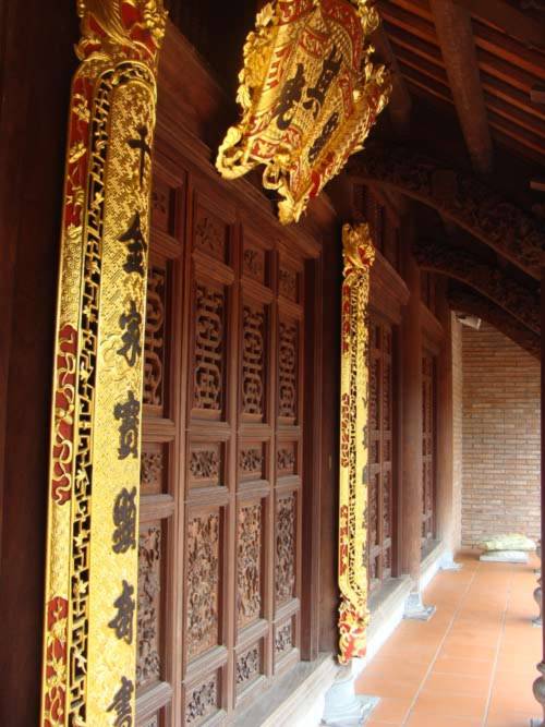 Choáng với ngôi nhà thờ dát vàng ròng ở Hải Dương