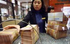 ‘Lạm phát phi mã sẽ làm tăng số người nghèo ở VN’