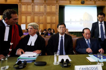 Phái đoàn Campuchia tại ICJ gồm