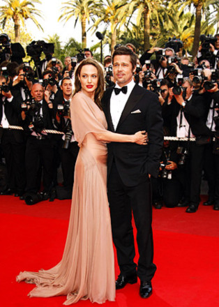 Brad Pitt - Angelina Jolie trên thảm đỏ Cannes