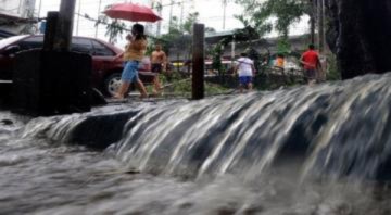 90.000 người Philippines sơ tán vì bão